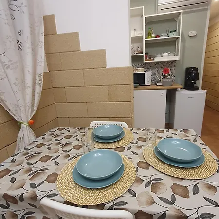 La Dimora Di Don Vito - La Casa Ideale Per 3 Ospiti *